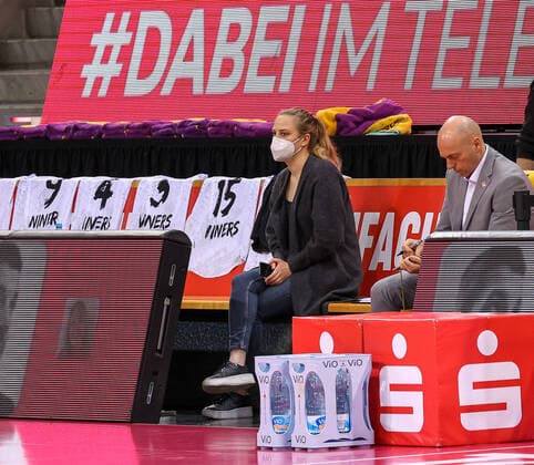 Still Life Before Kickoff Pastore Rodrigo Coach Chemnitz , Telekom Baskets Bonn vs Niners Chemnitz, Basketball, 1 Easy Credit Bundesliga, 30 Spieltag, 25 04 2021, Telekom Baskets Bonn vs Niners Chemnitz, Basketball, 1 Easy Credit Bundesliga, 30 Spieltag, 25 04 2021, Photo EIBNER Joerg Niebergall Bonn Copyright: xJoergxNiebergall Eibner-Pressefox EP_JNL
