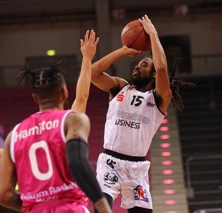 Bonn, Germany, 25 04 2021, Telekom Dome, Basketball, BBL, Telekom Baskets Bonn vs Niners Chemnitz Alex Hamilton Bonn and Marcus Thornton Chemnitz