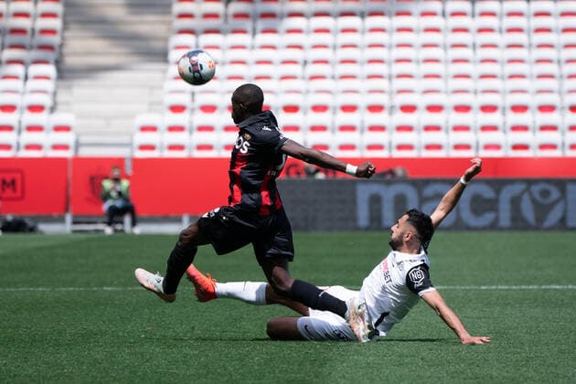 Gaetan Laborde (Montpellier FC) - Hassane Kamara (OGC Nice) FOOTBALL : OGC Nice vs Montpellier - Ligue 1 Uber Eats - Nice - 25 04 2021 NorbertScanella PanoramiC 