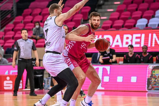 easyCredit BBL, Telekom Baskets Bonn vs NINERS Chemnitz, 25 04 2021 Leon Kratzer Telekom Baskets Bonn 21 , easyCredit BBL, Telekom Baskets Bonn vs NINERS Chemnitz on 25 04 2021 at Telekom Dome Bonn, Bonn North Rhine Westphalia Copyright: xBEAUTIFULxSPORTS Mueller-Laschetx