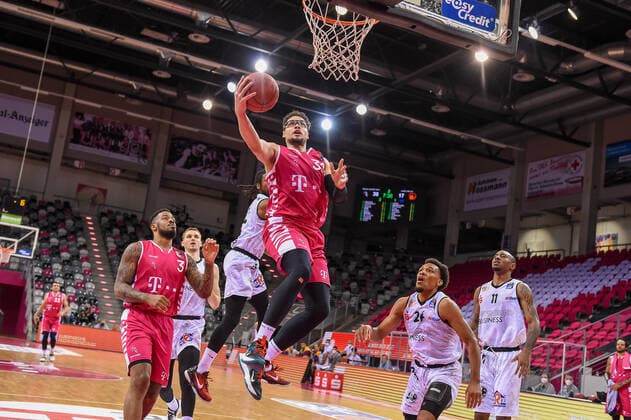 easyCredit BBL, Telekom Baskets Bonn vs NINERS Chemnitz, 25 04 2021 Isaiah Philmore Telekom Baskets Bonn 31 , easyCredit BBL, Telekom Baskets Bonn vs NINERS Chemnitz on 25 04 2021 at Telekom Dome Bonn, Bonn Nordrhein Westfalen Copyright: xBEAUTIFULxSPORTS Mueller-Laschetx