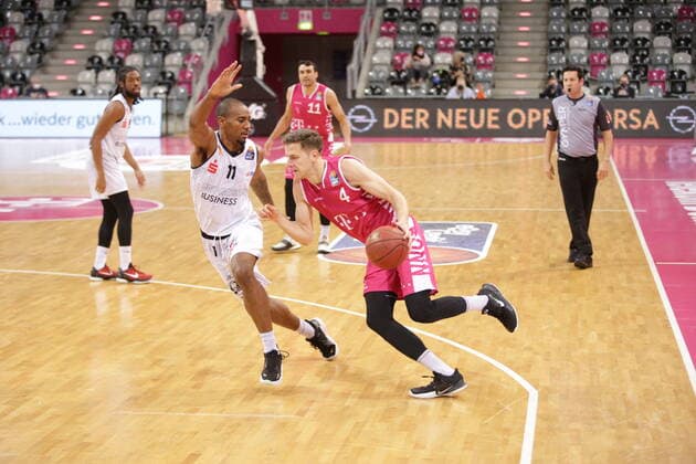Strahinja Micovic Telekom Baskets Bonn vs Isiaha Mike NINERS Chemnitz easyCredit BBL 1 Bundesliga , Season 2020 2021 , Matchday 30