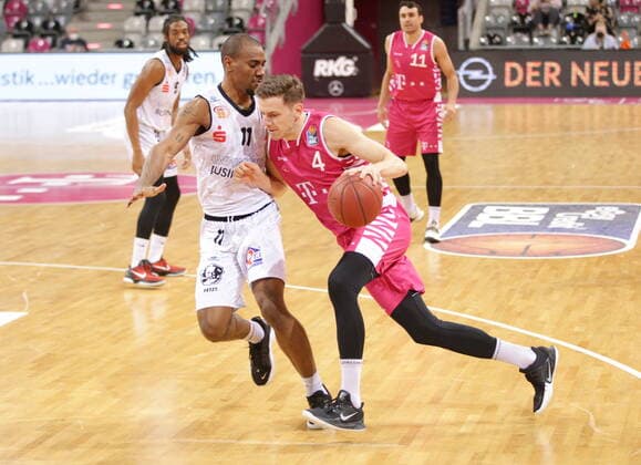 Strahinja Micovic Telekom Baskets Bonn vs Isiaha Mike NINERS Chemnitz easyCredit BBL 1 Bundesliga , Season 2020 2021 , Matchday 30