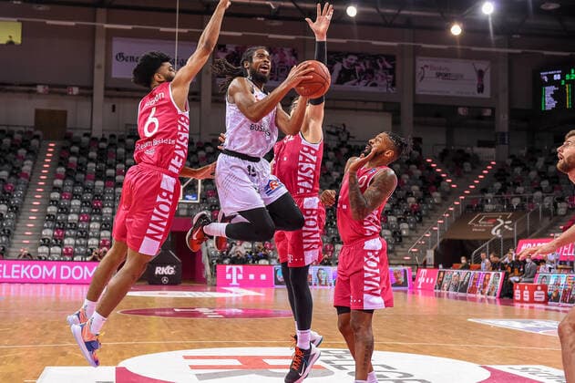 easyCredit BBL, Telekom Baskets Bonn vs NINERS Chemnitz, 25 04 2021 Marcus Thornton NINERS Chemnitz 15 , easyCredit BBL, Telekom Baskets Bonn vs NINERS Chemnitz on 25 04 2021 at Telekom Dome Bonn, Bonn Nordrhein Westfalen Copyright: xBEAUTIFULxSPORTS Mueller-Laschetx