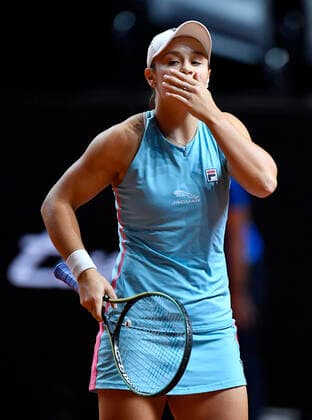 Ashleigh Barty AUS Gesture, gesture disappointed Final Tennis Women Porsche Cup Porsche Tennis Grand Prix GP Stuttgart 2021 Porsche Arena 25 04 2021 Porsche Tennis Grand Prix Stuttgart 2021