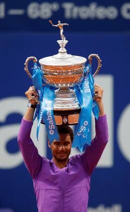 Spanish tennis player Rafa Nadal celebrates with the trophy after defeating Greek tennis player Stefanos Tsitsipas during the Barcelona Open Banc Sabadell - Conde de Godo tournament final game in Barcelona, Spain, 25 April 2021. Rafa Nadal vs Stefanos Tsitsipas !ACHTUNG: NUR REDAKTIONELLE NUTZUNG!  Copyright: xAlejandroxGarcíax GRAF2232 20210425-637549794347369585