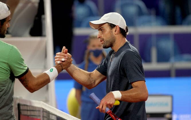 25.04.2021 Belgrade(Serbia) ATP, Tennis Herren Serbia Open men s tennis singles final Aslan Karatsev(R) Russia ,Matteo Berrettini(L) Italy :