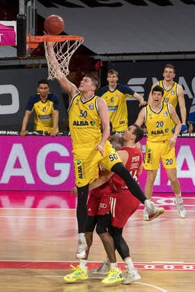 Basketball, BBL, 20210425, FC Bayern München Alba Berlin In the picture Ben LAMMERS Alba Berlin, 50 basket Munich Audi Dome Bayern Germany Copyright: Passion2Press MarkusxFischerx