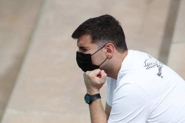 April 27, 2021, MADRID, MADRID, SPAIN: Toni Iuruc boyfrend of Simona Halep of Spain, is seen on stands while she practice during the day one of the WTA, Tennis Damen 1000 - Mutua Madrid Open 2021 at La Caja Magica on April 27, 2021 in Madrid, Spain. MADRID SPAIN - ZUMAa181 20210427_zaa_a181_062 Copyright: xOscarxJ.xBarrosox