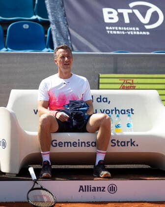 Philipp Kohlschreiber GER sits on bench during break in play Copyright: xJuergenxHasenkopfx