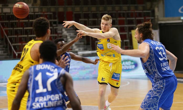 Ludwigsburg , Basketball easyCredit BBL Bundesliga , MHP RIESEN Ludwigsburg vs Fraport Skyliners Frankfurt , Johannes Patrick Riesen