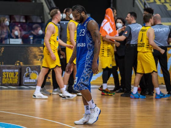 Quantez Robertson Fraport Skyliners, 23 , disappointed, MHP Riesen Ludwigsburg vs FRAPORT SKYLINERS, Basketball, Bundesliga, easycredit BBL, 27 04 2021, MHP Riesen Ludwigsburg vs FRAPORT SKYLINERS, Basketball, Bundesliga, easycredit BBL, 27 04 2021 Ludwigsburg Copyright: xEibner-Pressefoto SaschaxWaltherx EP_swa