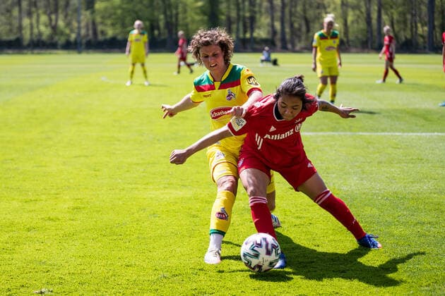 2 Women Football Bundesliga, 1 FC Koeln FC Bayern Muenchen II 28 04 2021 Alicia Sophie Gudorf 12, 1 FC Koeln , Gia Corley 37, FC Bayern Muenchen II 2 Women Football Bundesliga, 1 FC Koeln FC Bayern Muenchen II, Koeln, Geissbockheim DFL REGULATIONS PROHIBIT ANY USE OF PHOTOGRAPHS AS IMAGE SEQUENCES AND OR QUASI VIDEO Copyright: xBEAUTIFULxSPORTS Wunderlx