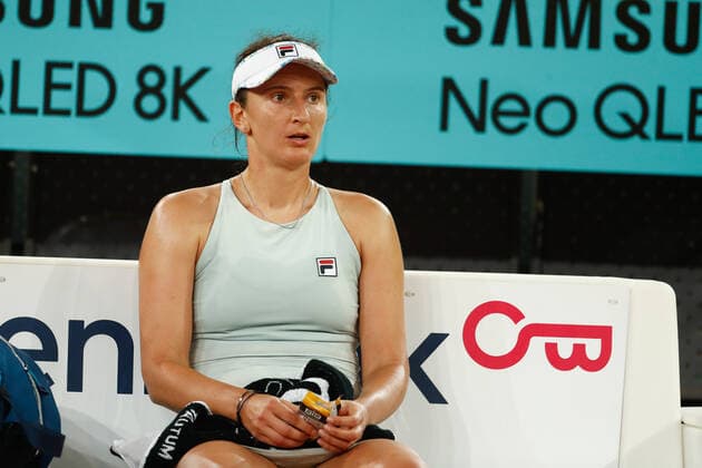 April 28, 2021, MADRID, MADRID, SPAIN: Irina-Camelia Begu of Romania looks on during her Women s Singles Qualify match against Stefanie Voegele of Switzerland during the WTA, Tennis Damen 1000 - Mutua Madrid Open 2021 at La Caja Magica on April 28, 2021 in Madrid, Spain. MADRID SPAIN - ZUMAa181 20210428_zaa_a181_075 Copyright: xOscarxJ.xBarrosox
