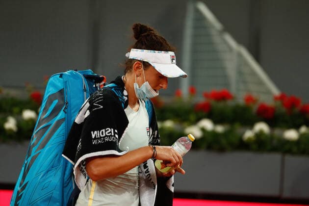 April 28, 2021, MADRID, MADRID, SPAIN: Irina-Camelia Begu of Romania goes out of court after winning her Women s Singles Qualify match against Stefanie Voegele of Switzerland during the WTA, Tennis Damen 1000 - Mutua Madrid Open 2021 at La Caja Magica on April 28, 2021 in Madrid, Spain. MADRID SPAIN - ZUMAa181 20210428_zaa_a181_080 Copyright: xOscarxJ.xBarrosox
