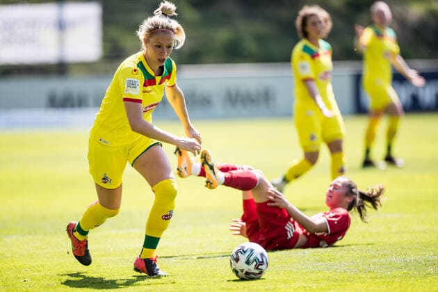 2 Women Football Bundesliga, 1 FC Koeln FC Bayern Muenchen II 28 04 2021 Sharon Beck 10, 1 FC Koeln 2 Women Football Bundesliga, 1 FC Koeln FC Bayern Muenchen II, Koeln, Geissbockheim DFL REGULATIONS PROHIBIT ANY USE OF PHOTOGRAPHS AS IMAGE SEQUENCES AND OR QUASI VIDEO Copyright: xBEAUTIFULxSPORTS Wunderlx