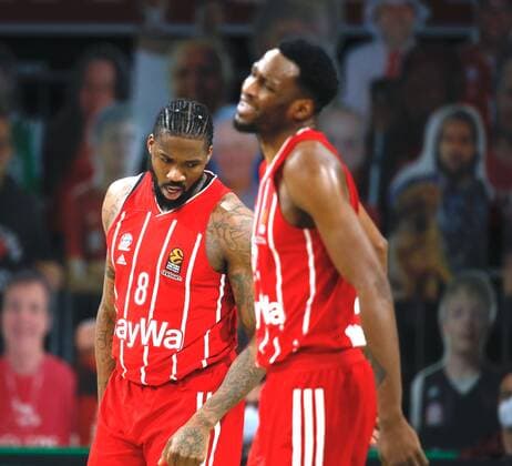 Disappointment ¦ Bayerns 8 Jalen REYNOLDS and Bayerns 25 JaJuan JOHNSON Basketball, FC Bayern Milan, Euroleague, quarterfinals, 2020 2021 season, on 28 4 2021 in Munich, A U D I D O M E, Germany Source Copyright Credit Oryk HAIST xx