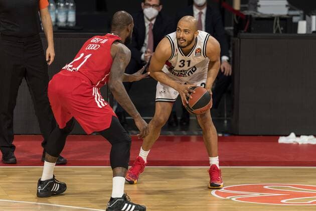 Basketball, Euroleague, day0 04 2021, FC Bayern Munich Armani Olimpia Milan Pictured are James GIST III FC Bayern Munich, 21 and Shavon SHIELDS Armani Olimpia Milan, 31 Munich Audi Dome Bayern Germany. Copyright: Passion2Press.dex xMarkusxFischerx