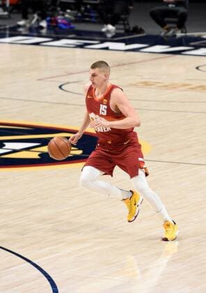 Denver Nuggets center Nikola Jokic 15 brings the ball down court during a NBA, Basketball Herren, USA game, at the Ball Arena in Denver, CO, US, 28 April 2021. New Orleans Pelicans at Denver Nuggets !ACHTUNG: NUR REDAKTIONELLE NUTZUNG!  Copyright: xToddxPiersonx AME3529 20210429-637552646823528029