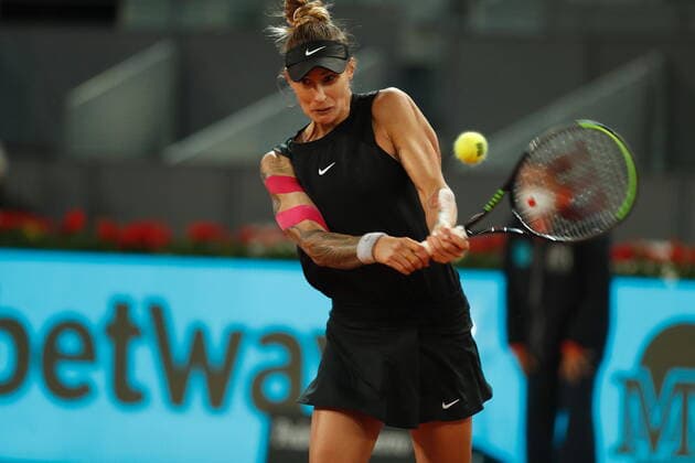 Polona Hercog (SLO), APRIL 28, 2021 - Tennis : Polona Hercog of Slovenia during qualifying singles 2nd round match against Bernarda Pera of USA on the WTA, Tennis Damen 1000 Mutua Madrid Open tennis tournament at the Caja Magica in Madrid, Spain. Noxthirdxpartyxsales  (0117005554st)