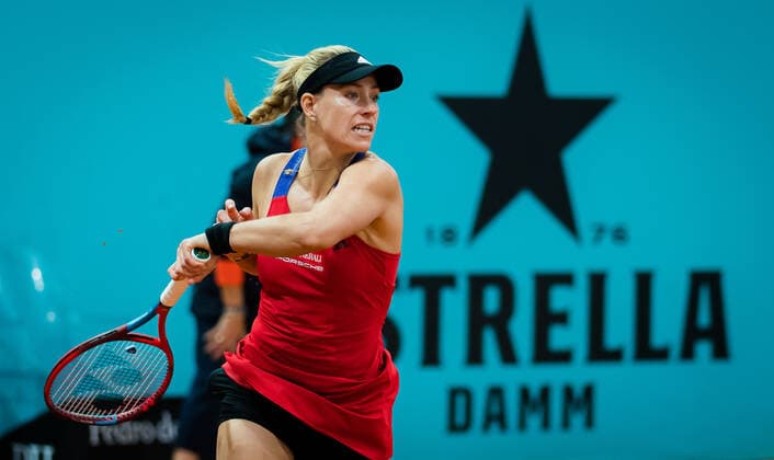 Sport Bilder des Tages April 29, 2021, MADRID, MADRID, SPAIN: Angelique Kerber of Germany in action during the first round of the 2021 Mutua Madrid Open WTA, Tennis Damen 1000 tournament against Marketa Vondrousova of the Czech Republic MADRID SPAIN - ZUMAa181 20210429_zaa_a181_014 Copyright: xRobxPrangex