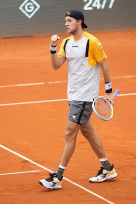 Jan Lennard Struff GER cheers after victory, jubilation, joy, emotion Tennis BMW Open 2021 ATP MTTC Iphitos Munich Germany 29 April 2021 Copyright: xJuergenxHasenkopfx