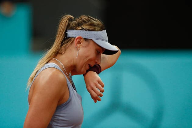 April 29, 2021, MADRID, MADRID, SPAIN: Paula Badosa of Spain gestures during her Women s Singles match against Barbora Krejcikova of Czech Republic during the WTA, Tennis Damen 1000 - Mutua Madrid Open 2021 at La Caja Magica on April 29, 2021 in Madrid, Spain. MADRID SPAIN - ZUMAa181 20210429_zaa_a181_147 Copyright: xOscarxJ.xBarrosox