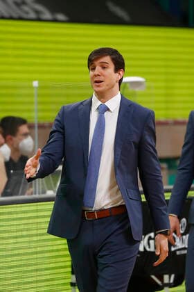 31 Matchday of the easyCredit BBL Basketball Bundesliga on 29 April 2021at the Oberfrankenhalle in Bayreuth Bavaria Germany season 2020 2021 Medi Bayreuth vs Basketball Hamburg Towers Pedro Calles Hamburg Towers coach