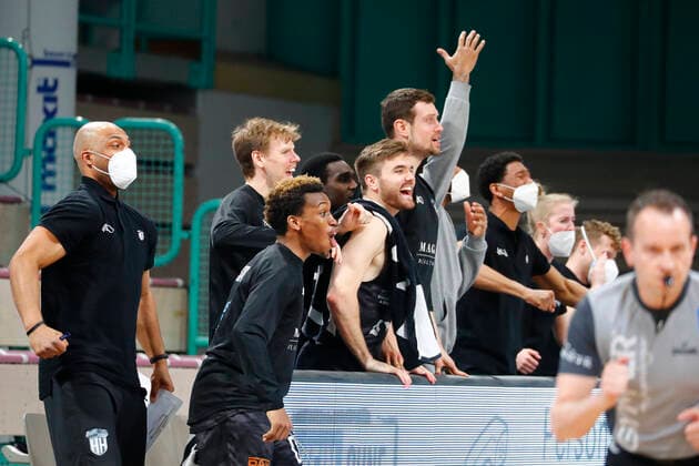 31 Matchday of the easyCredit BBL Basketball Bundesliga on 29 April 2021in the Oberfrankenhalle in Bayreuth Bavaria Germany Season 2020 2021 Medi Bayreuth vs Basketball Hamburg Towers Hamburger Bank Cheers.