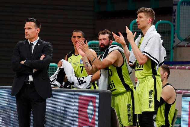 31 Matchday of the easyCredit BBL Basketball Bundesliga on 29 April 2021in the Oberfrankenhalle in Bayreuth Bavaria Germany season 2020 2021 Medi Bayreuth against Basketball Hamburg Towers Raoul Korner Medi Bayreuth coach left