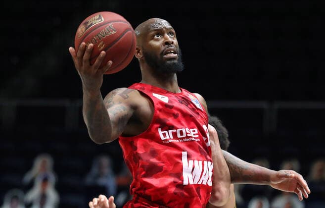Löwen Braunschweig vs Würzburg, BBL Braunschweig, 29 04 2021, BASKETBALL easyCredit BBL Basketball Bundesliga, Löwen Braunschweig vs s Oliver Würzburg, 2020 season 21 Murphy Holloway s Oliver Würzburg Braunschweig.