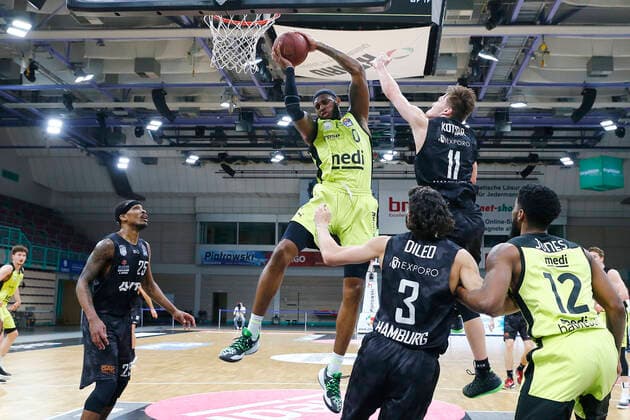 31 Matchday of the easyCredit BBL Basketball Bundesliga on 29 April 2021in the Oberfrankenhalle in Bayreuth Bavaria Germany Season 2020 2021 Medi Bayreuth vs Basketball Hamburg Towers Dererk Pardon Medi Bayreuth 0 left Maik Kotsar Hamburg Towers 11 right