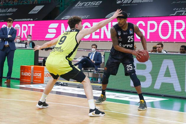 31 Matchday of the easyCredit BBL Basketball Bundesliga on 29 April 2021at the Oberfrankenhalle in Bayreuth Bavaria Germany season 2020 2021 Medi Bayreuth vs Basketball Hamburg Towers Kay Bruhnke Medi Bayreuth 9 left Terry Allen Hamburg Towers 25 right