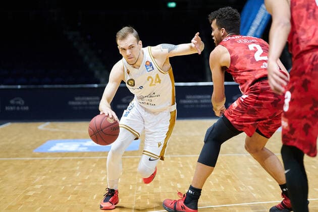A Velicka No 24 Basketball Loewen Braunschweig Basketball Loewen Braunschweig soliver Wuerzburg Basketball Loewen Braunschweig soliver Wuerzburg, Basketball, BBL, season 2020 2021, 29 04 2021 Braunschweig. Copyright: xEibner-Pressefoto DanielxReineltx EP_DRT