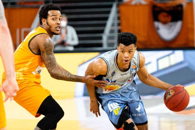 TRAE BELL HAYNES Hakro Merlins Crailsheim 02 , Troy Caupain Ratiopharm Ulm 23 GER, Ratiopharm Ulm vs Hakro Merlins Crailsheim, easycredit 1 Bundesliga Basketball, 31 Matchday, Season 2020 21, 29 04 2021 Ratiopharm Ulm vs Hakro Merlins Crailsheim, 1 Basketball Bundesliga New Ulm. Copyright: xEibner-Pressefoto RogerxBuerkex EP_EER