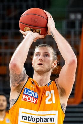 Dylan Osetkowski Ratiopharm Ulm 21 at free throw GER, Ratiopharm Ulm vs Hakro Merlins Crailsheim, easycredit 1 Bundesliga Basketball, 31 Matchday, Season 2020 21, 29 04 2021 Ratiopharm Ulm vs Hakro Merlins Crailsheim, 1 Basketball Bundesliga New Ulm. Copyright: xEibner-Pressefoto RogerxBuerkex EP_EER