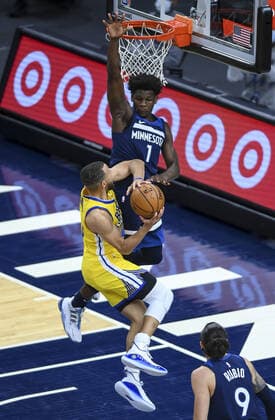 April 29, 2021, Minneapolis, Minnesota, USA: Minnesota Timberwolves forward Anthony Edwards (1) defends against a shot by Golden State Warriors guard Stephen Curry (30), which Curry missed, in the first half on Thursday, April 29, 2021 at Target Center in Minneapolis, Minnesota. Minneapolis USA - ZUMAm67_ 0117019938st Copyright: xAaronxLavinskyx