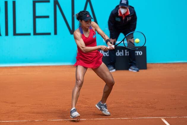 Chinese Qiang Wang in action against Karolina Muchova of Czech Republic during their Mutua Madrid Open tennis match at Caja Magica,? in Madrid, Spain, 30 April 2021. Karolina Muchova vs. Qiang Wang !ACHTUNG: NUR REDAKTIONELLE NUTZUNG!  Copyright: xRodrigoxJiménezx GRAF5372 20210430-637553849607977651