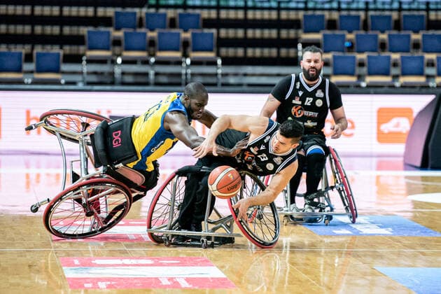 Champions Cup 2021 CD Ilunion GSD Porto Torres 30 04 2021 Soufyane Mehiaoui 23 GSD Porto Torres , Bill Brian Latham 12 CD Ilunion Champions Cup 2021 CD Ilunion GSD Porto Torres 30 04 2021 Rittal Arena, Wetzlar Hesse Copyright: xBEAUTIFULxSPORTS Roeczeyx