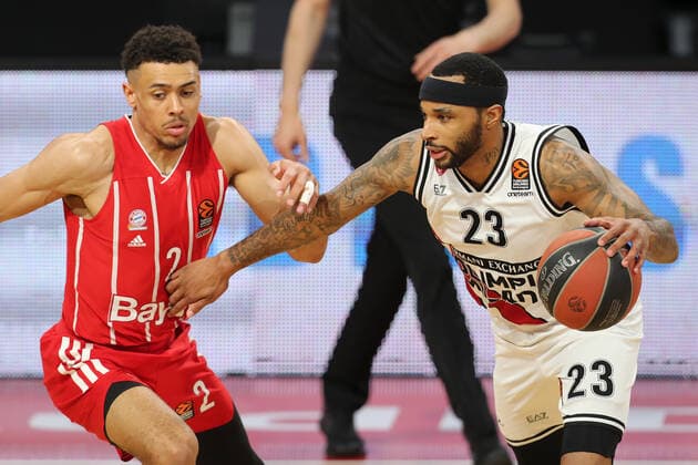 Duel between Wade Baldwin IV Muenchen and Malcolm Delaney Milan GER, FC Bayern Basketball Armani Olimpia Milan, Basketball, EuroLeague Quarterfinals Game 4, Season 2020 2021, 30 04 2021, GER, FC Bayern Basketball Armani Olimpia Milan, Basketball, EuroLeague Quarterfinals Game 4, Season 2020 2021, 30 04 2021, Muenchen. Copyright: xEIBNER MarcelxEngelbrechtx EP_EER