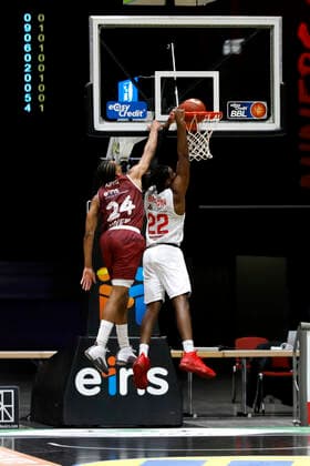 30 04 2021, easyCredit Basketball Bundesliga, BBL, season 2020 2021, men, Chemnitz Niners JobStairs Giessen 46ers George King, Niners Chemnitz, Chad Brown, JobStairs Giessen 46ers Chemnitz Fair Chemnitz Saxony Germany