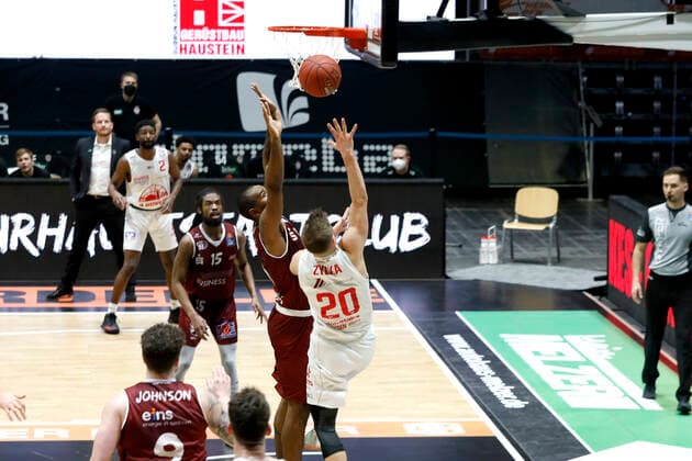 30 04 2021, easyCredit Basketball Bundesliga, BBL, season 2020 2021, men, Chemnitz Niners JobStairs Giessen 46ers Ferdinand Zylka, JobStairs Giessen 46ers Chemnitz Messe Chemnitz Sachsen Germany