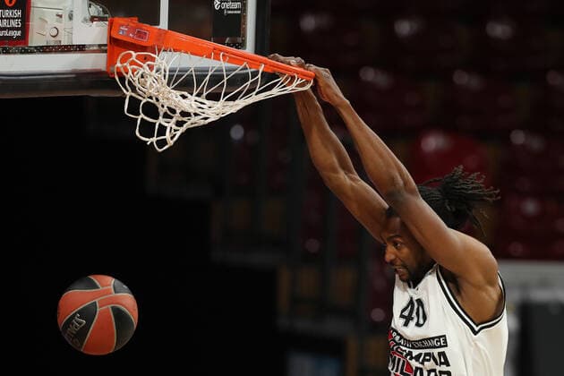 Jeremy Evans Milan scores GER, FC Bayern Basketball Armani Olimpia Milan, Basketball, EuroLeague Quarterfinals Game 4, 2020 2021 season, 30 04 2021, GER, FC Bayern Basketball Armani Olimpia Milan, Basketball, EuroLeague Quarterfinals Game 4, 2020 2021 season, 30 04 2021, Munich. Copyright: xEIBNER MarcelxEngelbrechtx EP_EER