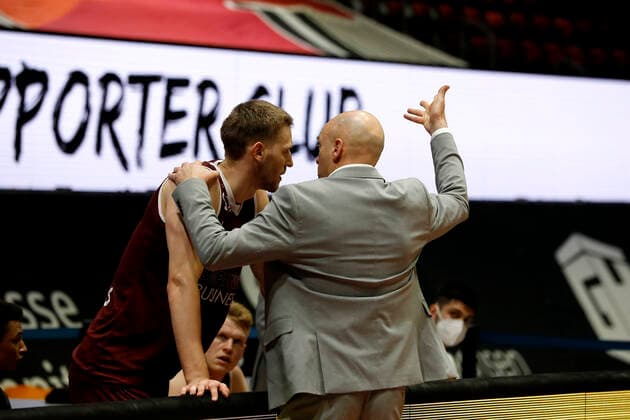 30 04 2021, easyCredit Basketball Bundesliga, BBL, 2020 2021 season, men, Chemnitz Niners JobStairs Giessen 46ers Jonas Richter, Niners Chemnitz, Rodrigo Pastore head coach , Niners Chemnitz Chemnitz Fair Chemnitz Saxony Germany