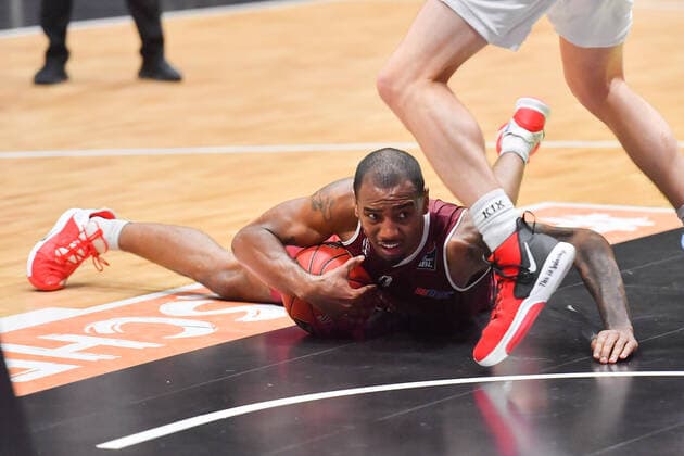 Chemnitz, Germany 30 April 2021 BBL 2020 2021 Niners Chemnitz vs Giessen 46ers Isiaha Mike Chemnitz on the ground Fair Chemnitz Saxony Copyright: xFotostandx xDostmannx