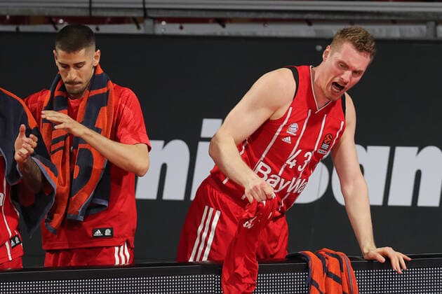Leon Radosevic Muenchen cheers victory GER, FC Bayern Basketball Armani Olimpia Milan, basketball, EuroLeague quarterfinals game 4, season 2020 2021, 30 04 2021, GER, FC Bayern Basketball Armani Olimpia Milan, basketball, EuroLeague quarterfinals game 4, season 2020 2021, 30 04 2021, Muenchen Copyright: xEIBNER MarcelxEngelbrechtx EP_EER