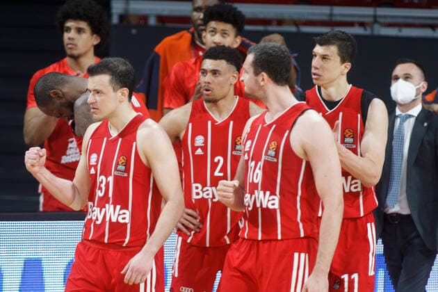 Motivated Bayerns 31 Zan Mark SISKO, 2 Wade BALDWIN IV, 16 Paul ZIPSER and 11 Vladimir LUCIC Basketball, FC Bayern Milano, Euroleague, Quaterfinal, match 4, Season 2020 2021, on 30 4 2021 in Munich, A U D I D O M E, Germany Source Copyright Credit Oryk HAIST xx