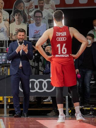 FCBB Managing Director Marko PESIC and Bayerns 16 Paul ZIPSER Basketball, FC Bayern Milano, Euroleague, Quaterfinal, match 4, Season 2020 2021, on 30 4 2021 in Munich, A U D I D O M E, Germany Source Copyright Credit Oryk HAIST xx