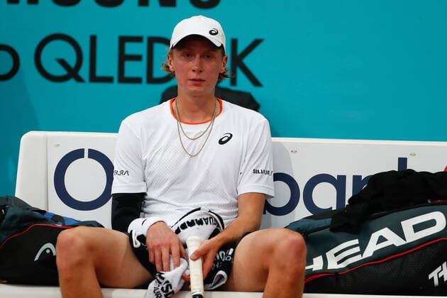 May 1, 2021, MADRID, MADRID, SPAIN: Emil Ruusuvuori of Finland in action during his Men s Singles Qualifying match against Roberto Carballes Baena of Spain on the ATP, Tennis Herren Masters 1000 - Mutua Madrid Open 2021 at La Caja Magica on May 1, 2021 in Madrid, Spain. MADRID SPAIN - ZUMAa181 20210501_zaa_a181_022 Copyright: xOscarxJ.xBarrosox