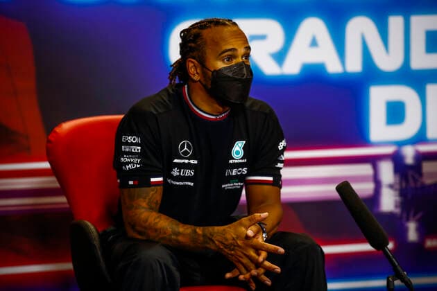 HAMILTON Lewis (gbr), Mercedes AMG F1 GP W12 E Performance, portrait, press conference, PK, Pressekonferenz during the Formula 1 Heineken Grande PrŽmio de Portugal 2021 from April 30 to May 2, 2021 on the Algarve International Circuit, in Portimao, Portugal FORMULE 1 : Grand Prix du Portugal - Essais et Qualification - Portimao - 01 05 2021 DPPI Panoramic  _B2_0848